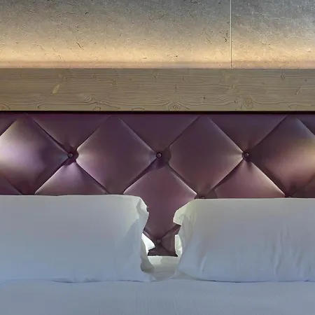 호텔 Royal Cortina 3*