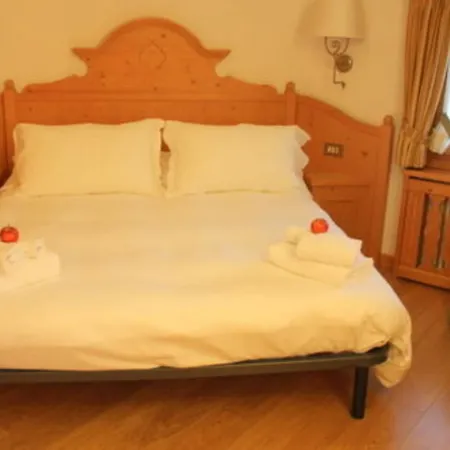 Royal Cortina 3* كورتينا دامبيتزو