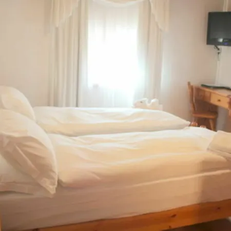 호텔 Royal Cortina 3*