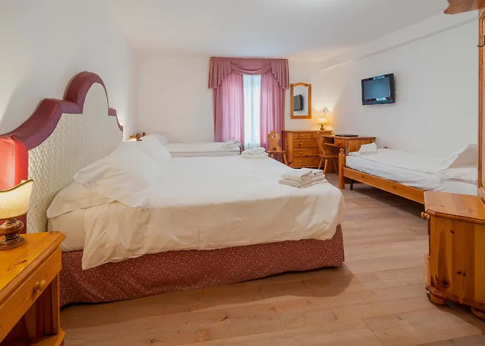 Royal Cortina Hotel