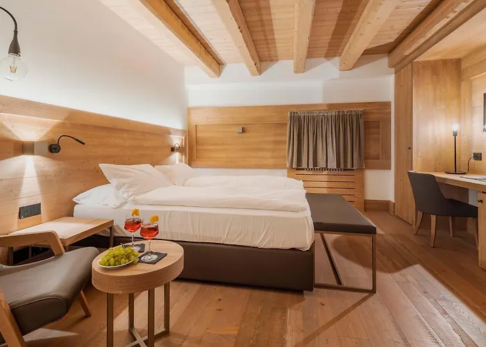 Szálloda Royal Cortina 3*