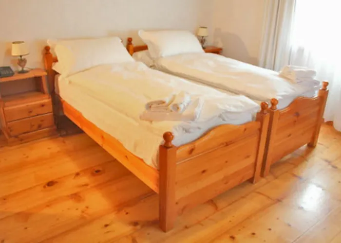 Royal Cortina Szálloda