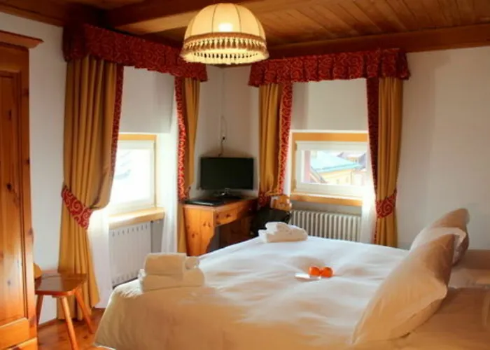 Royal Cortina 3*