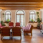 Отель Royal Cortina