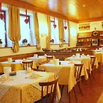 Royal Cortina Отель Кортина-д'Ампеццо
