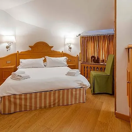 Hotel Royal Cortina