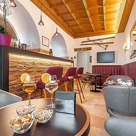 Hotel Royal Cortina