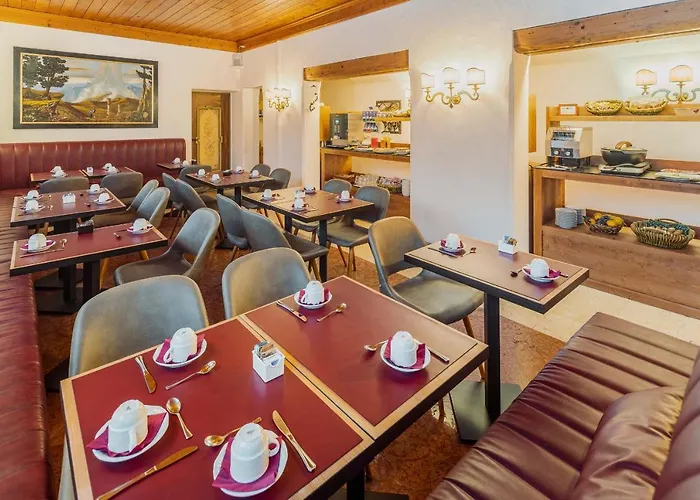 Royal Cortina